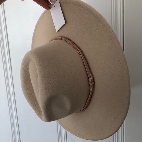 Sale 🇺🇸 Brand New Nude hat - Picture 3 of 5